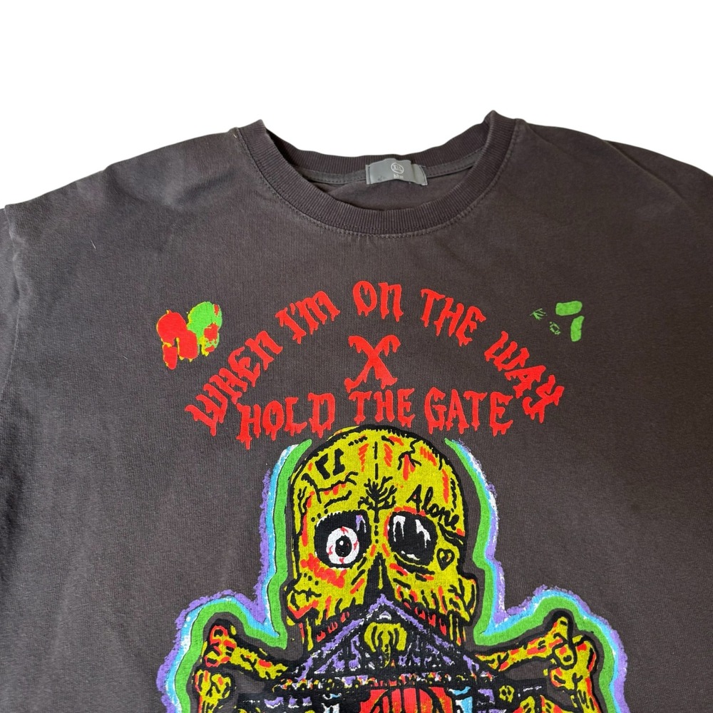 HBAT Kanye West Graphic Print T-Shirt Skeleton Cookie HOLD THE GATE Men's M-L - Picture 4 of 7